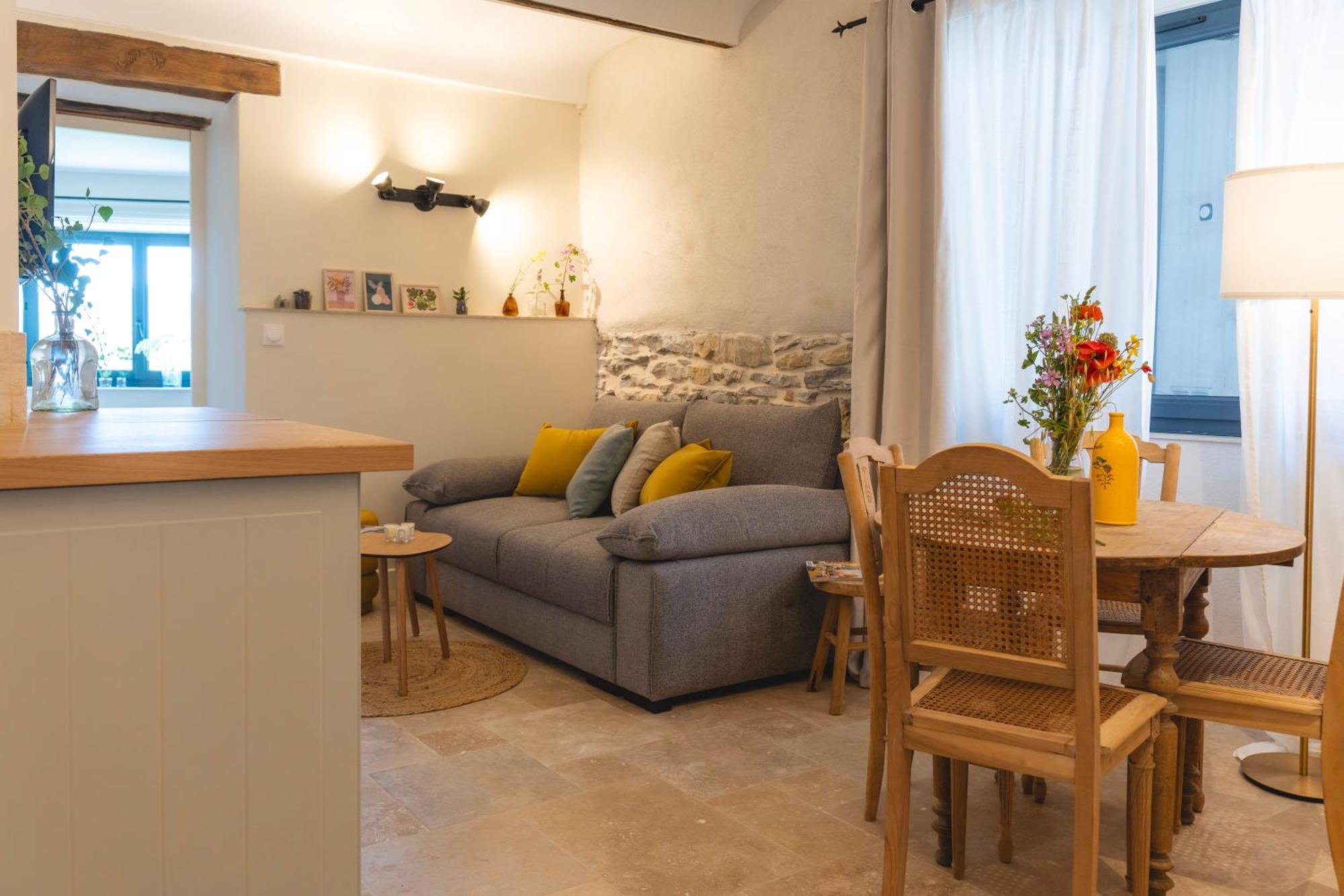 Les Terres Aoyama Hotell Saint Julien Les Rosiers Exteriör bild